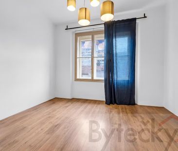 Pronájem bytu 2+kk 69 m² - Photo 2