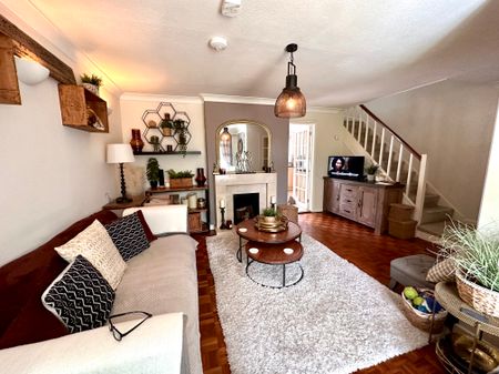 3 bedroom house to rent Oaklands Road, Havant, PO9 - Photo 2