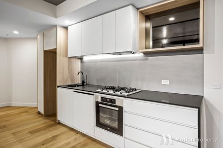 102/757 Toorak Road, Hawthorn East VIC 3123 - Apartment For Rent | Domain - Photo 3