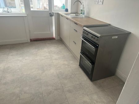 2 Bedroom house for rent on Emerson Road, Coventry, CV2 5HU area. - Photo 4