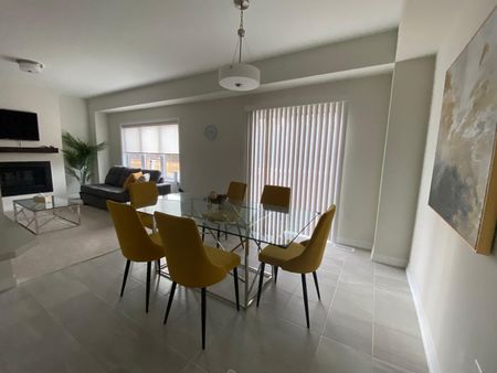 For Lease - 3034 Sandy Acres Avenue, Severn, Ontario - Photo 3