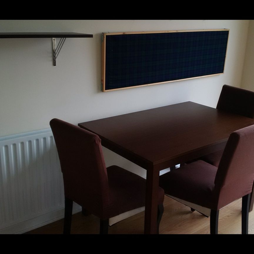 2 Bed Flat, Hawkhill Close, EH7 - Photo 1