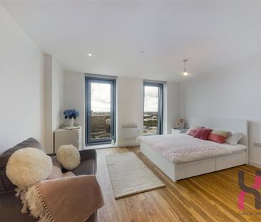 Studio to rent - Photo 3