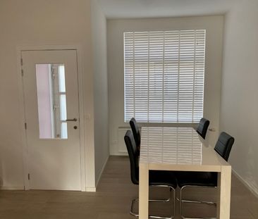 Gerenoveerde rijwoning in het centrum van Veurne - Foto 3