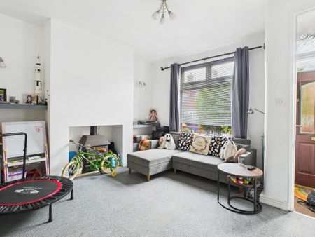 2 bedroom terraced house to rent - Photo 3