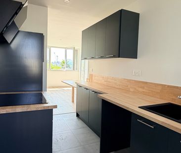 Location Appartement 4 pièces 67m² TOULON 83000 - Photo 5