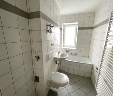 Mietwohnung in Regensburg - Einziehen und Wohlfühlen! 3 Zimmer Wohn... - Photo 2