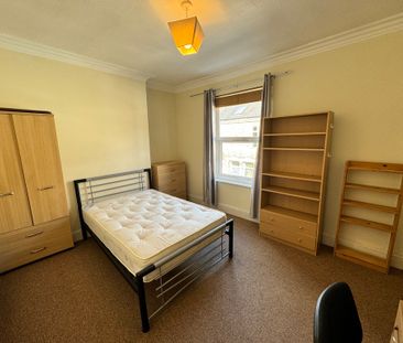 Willis Street, Heslington Road - P2068 - Photo 4