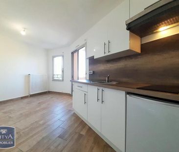Location Appartement 1 pièce 19m² ORANGE 84100 - Photo 3