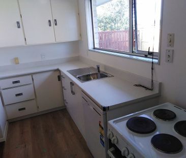 3 Bedrooms Bryndwr Sunny Burnside High New Reno... - Photo 4