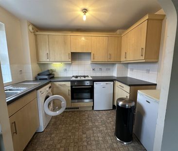 Clarkson Close, Warwickshire, CV11 - Photo 5
