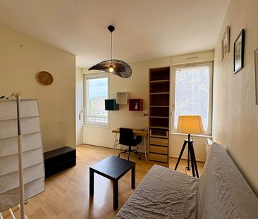 Appartement à louer - REIMS COMEDIE - Photo 1