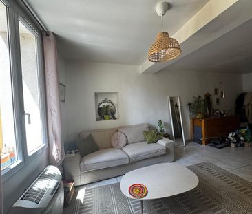 Location Appartement 4 pièces 94m² ST MAXIMIN LA STE BAUME 83470 - Photo 1