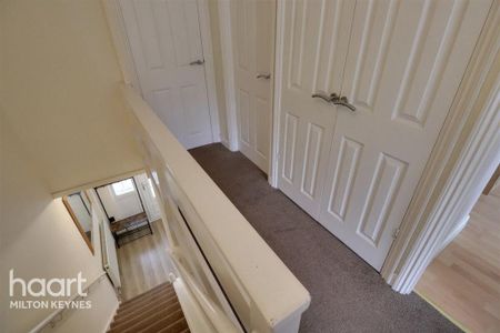 3 bedroom terraced house to rent - Photo 3