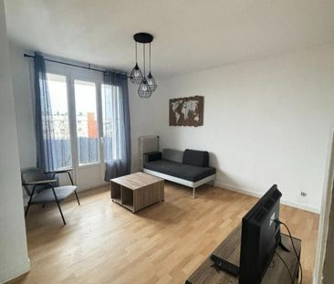 Location Appartement 4 pièces Meublé 67m² ST BRIEUC 22000 - Photo 2
