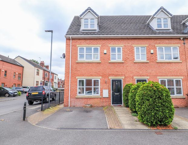 Gilcar Villas, Normanton - Photo 1