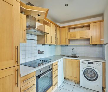 2 bedroom flat to rent - Photo 6