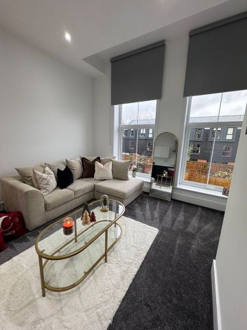 1 Bed Flat, Park Road South, CH43 - Photo 2