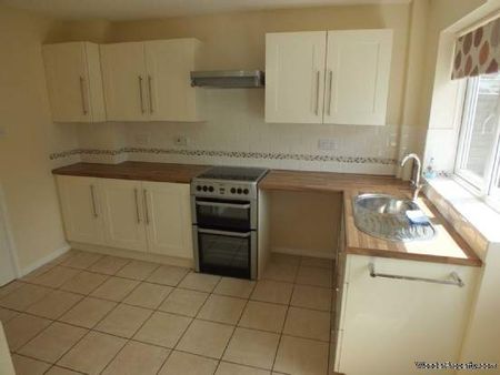 2 bedroom property to rent in St Neots - Photo 2