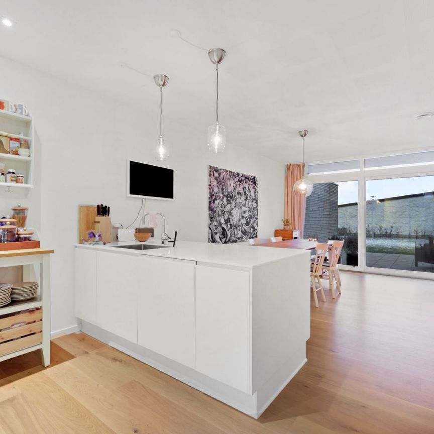 Skønt 4-værelses rækkehus i Hasserislund - Foto 1