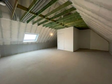 Moderne, luxueuze en energiezuinige gezinswoning met 3 slaapkamers en tuin te OLV Olen! - Photo 2