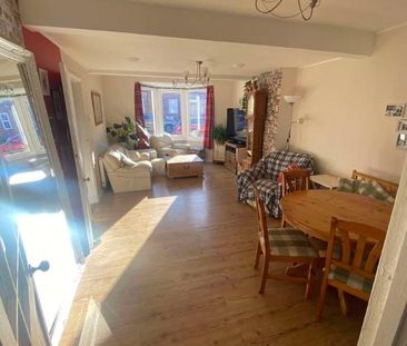 Waters Road, London, Greater London, SE6 - Photo 1