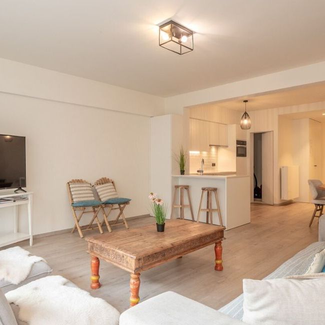 Appartement te huur in Knokke voor € 1.395 met 2 slaapkamers - Photo 1