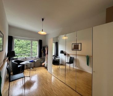 Grand appartement de 4.5 pièces au 2ème étage - Photo 4