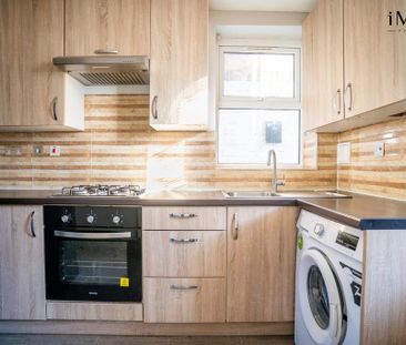 2 bedroom flat to rent - Photo 6