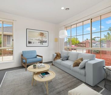 “Flawless Single-level Charm in the Ideal location” - Photo 2