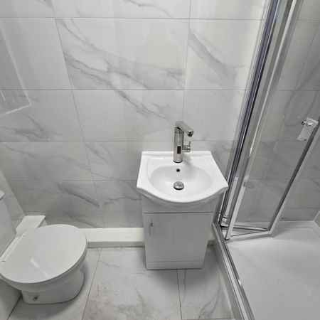 Linthorpe Road, Middlesbrough - Photo 3