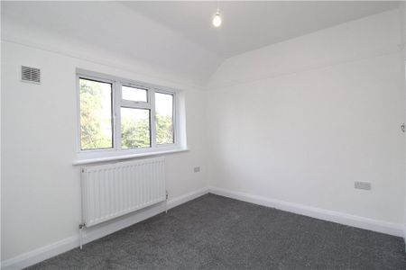 Clyfford Road, Ruislip, HA4 6PS - Photo 3
