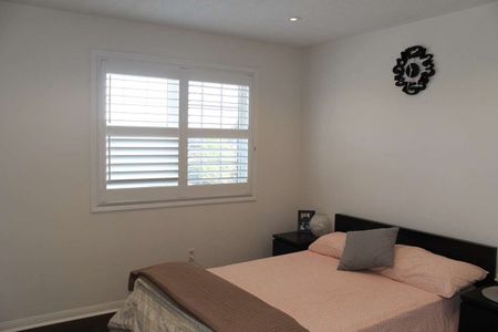 For Lease - 844 Gazley Circle, Milton, Ontario - Photo 5