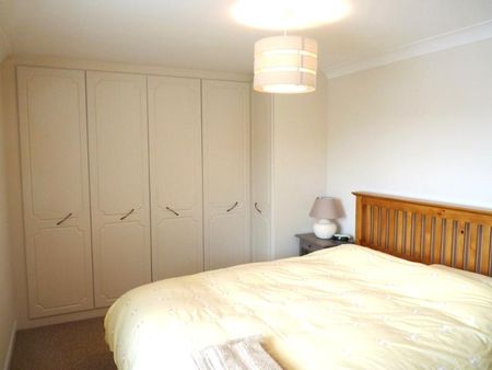 2 bedroom apartment to rent - Photo 3