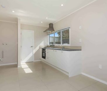 Westlake Zone - 2 bedroom Forrest Hill - Pets ... - Photo 1