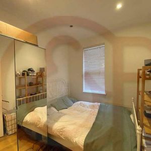 Warwick Road, Kensington, W14 - Photo 2