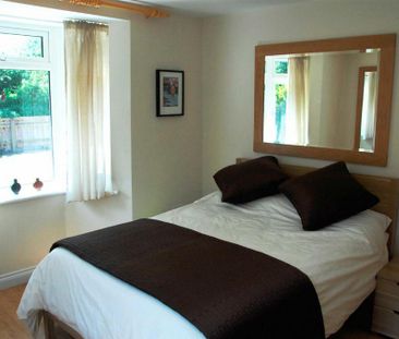 4 bedroom detached house to rent - Photo 4