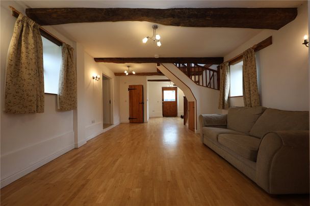 Pigeon House Farm, Eldersfield, Worcestershire, GL19 4NW - Photo 1