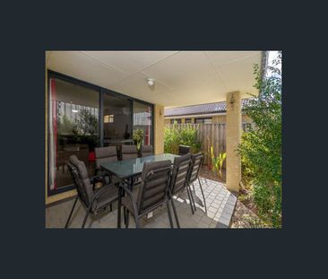 4x2 in Popular Emerald Park Estate! - Photo 4