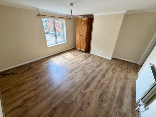 2 bedroom semi-detached house to rent - Photo 1