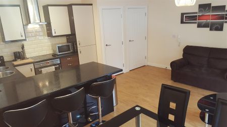 55 Christchurch Road, Bournemouth - Photo 2