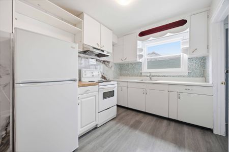 For Lease - 129 Brenda Crescent, Toronto, Ontario - Photo 5