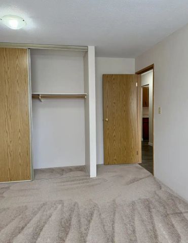 Avinlea Court — 2 Bedroom - Photo 2