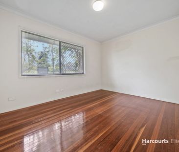 Neat, Tidy & Ready to Move In - Photo 3