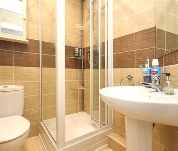 Sandy Lane, Woking, Surrey, GU22 - Photo 6