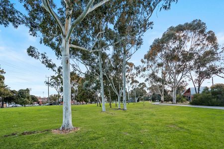 Register To Inspect // Charming Period Home in Prime Brunswick Location - Photo 5