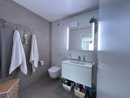 Spacieux appartement moderne de 4.5 pièces situé au centre-ville - Foto 5