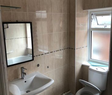 16 Peterborough Avenue - Photo 1