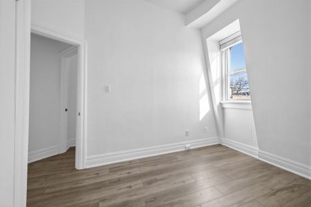 For Lease - 212 Carlton Street Unit# 3, Toronto, Ontario - Photo 5