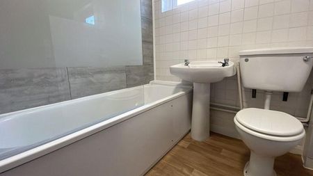 2 bedroom property to rent - Photo 2